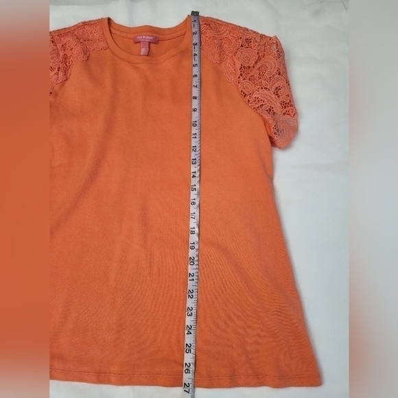 Isaac Mizrahi Women's Orange Lace shoulder and Sleeve Top. Short Leave. Size L - Picture 9 of 11